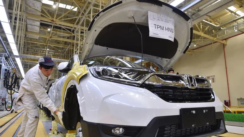 Honda впервые за 70 лет понесла годовой убыток