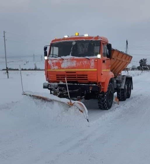 В Армении из-за снегопада для транспортных средств с прицепом и полуприцепом закрыт участок дороги, ведущий...